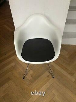 Four Vitra Eames Upholstered Armchairs Dar Eiffel White