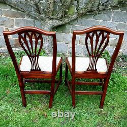 Georgian Chippendale Elm Pair of Upholstered Country Dining Chairs C1780