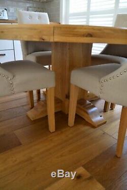 Oak Round Dining Table and 6 Upholstered Chairs
