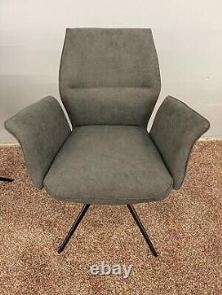 Set of 2 Curved Backrest Armchairs Grey Linen Dining Chairs Black Legs