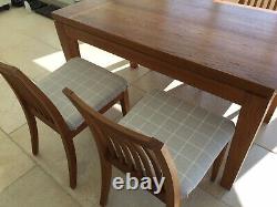 Solid Oak Dining Table with 4 Upholstered Oak Chairs