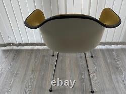 Vitra Eames Plastic Armchair DAX Fully upholstered / Very good condition